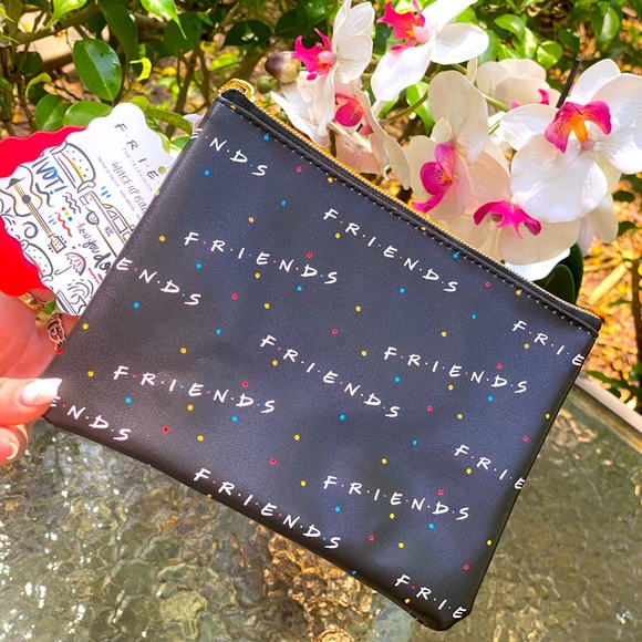 FRIENDS Black Logo Zippered Cosmetics Case NWT - Picture 3 of 10